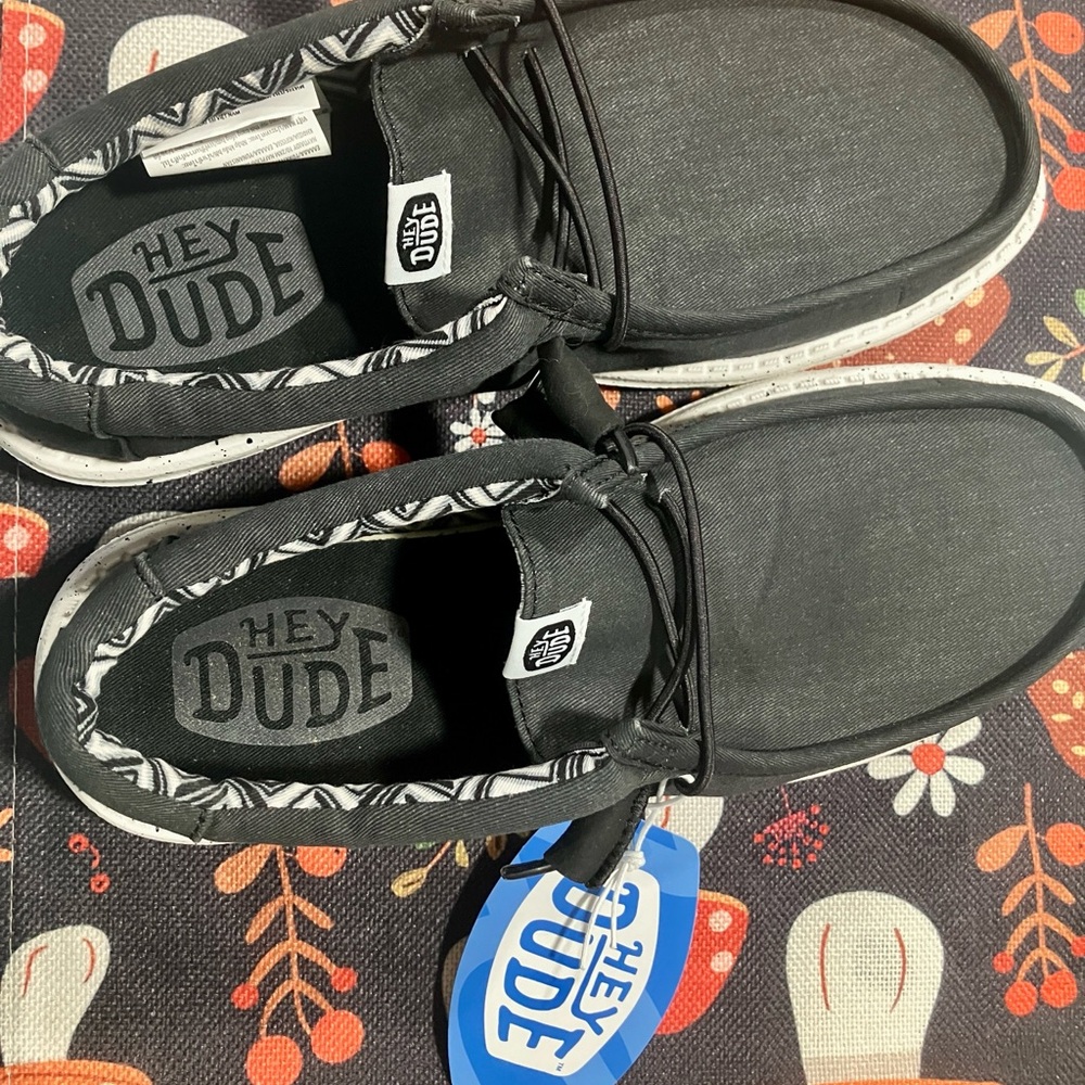 Hey Dude Wally Black Canvas Shoes with White Speckled Soles US Mens 8